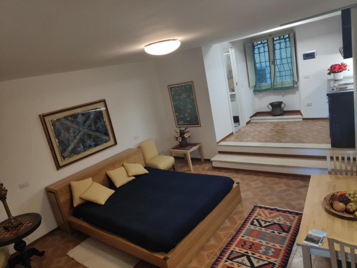 Appartamento Palazzo Genga Урбино Экстерьер фото